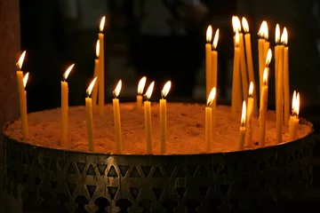 Crédence de cuisine en verre imprimé moyen-Orient Candles in Greek Orthodox Church