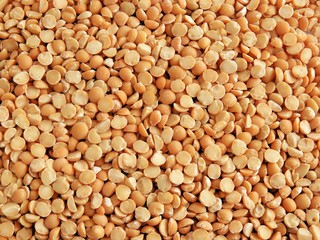 raw peas for tasty soup