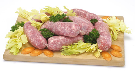 Salsiccia di maiale sul tagliere