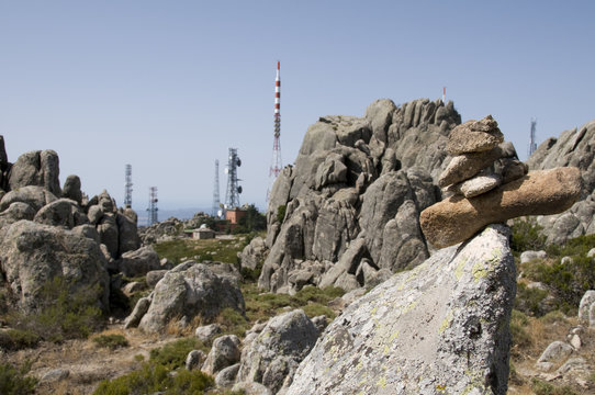 paesaggio industriale antenne radio