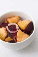 Rote Beete Ananas Salat