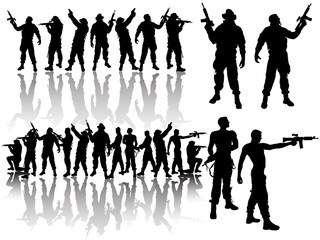 Soldatengruppen mit Spiegelung