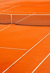 Court de tennis en terre battue - obrazy, fototapety, plakaty