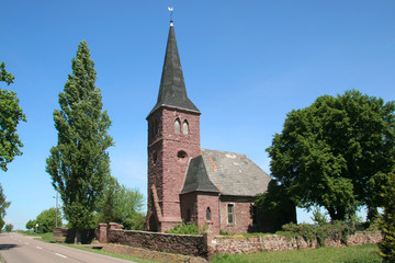 Fototapeta na wymiar Kirche in Zellewitz