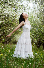 Fototapeta premium carefree young woman in park