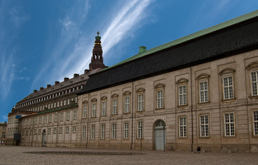 Fototapeta na wymiar Christiansborg - Christiansborg Pałac w Kopenhadze