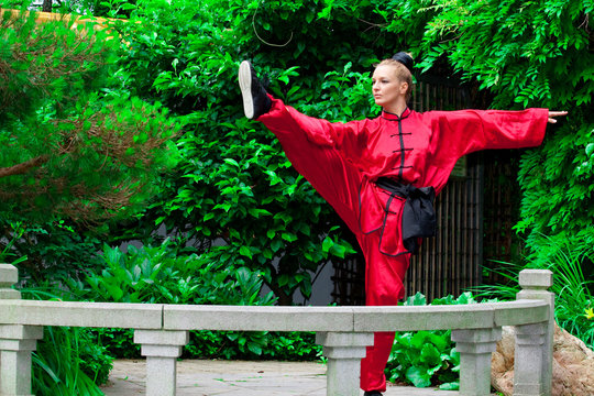 Tai chi girl