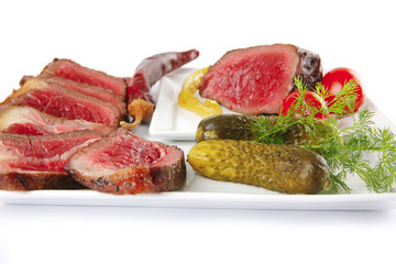 meat with tomato and cucumbers