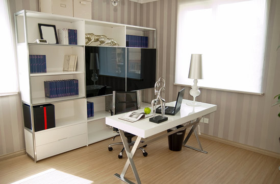 modern office in verdesd