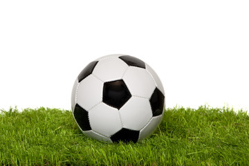 Fussball auf Spielfeld