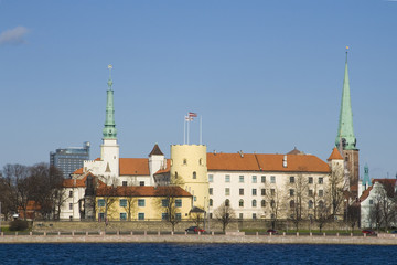 Naklejka na ściany i meble View on Riga Castle from Daugava river