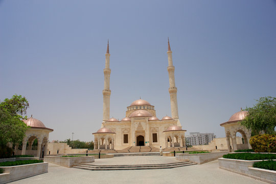 Muscat - Oman, Sultan Taymoor Grand Mosque