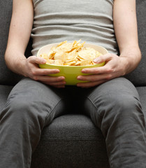 Man eating chips