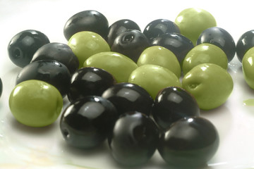 Aceitunas   negras y verdes