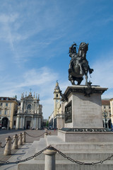 Fototapeta na wymiar Turyn-Piazza San Carlo