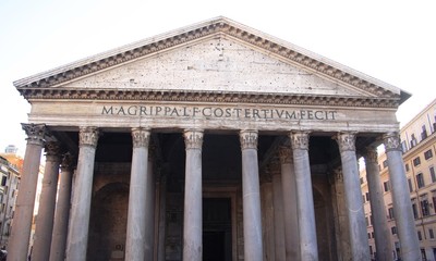 Façade du Pantheon de Rome