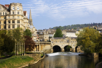 View of the Pulteney Bridge River Avon in Bath, England