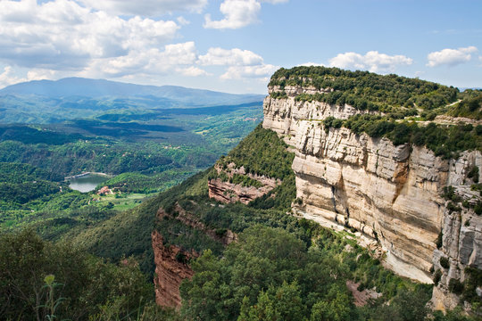 Cliffs in Tavertet over the reservoir of Sau