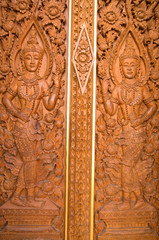 Fototapeta na wymiar The door of buddhist temple