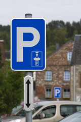 Panneau de stationnement en zone bleue