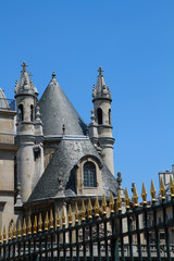 Fototapeta premium Parigi, palazzo storico