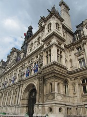 Fototapeta na wymiar Mairie de la ville de Paris en France