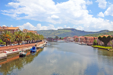 Bosa Hdr (river temo)