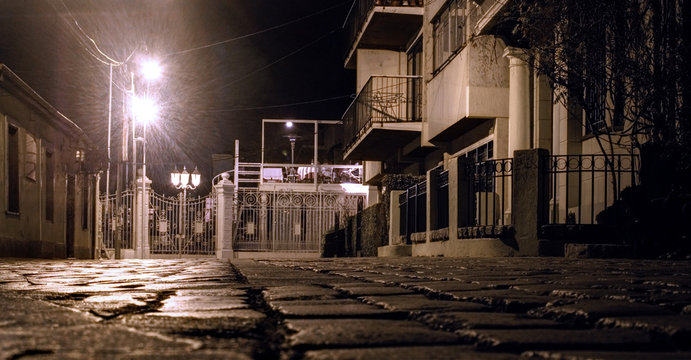 vista nocturna de calle