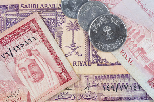 Saudi Arabian banknotes & coins