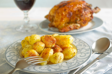 roasted potatoes on dish -patate al forno