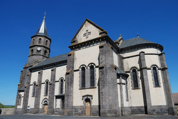 Fototapeta premium Église néo-romane d'Olby (63)