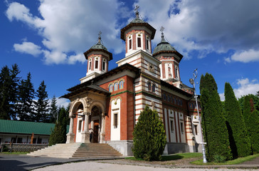 Fototapeta na wymiar Sinaia Monastery, Romania