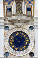 Naklejka premium Famous Zodiac clock on St Mark's Clocktower, Venice