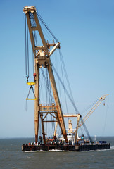 Fototapeta premium grosses Kranschiff Nordsee