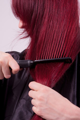 Obraz premium Haare kämmen