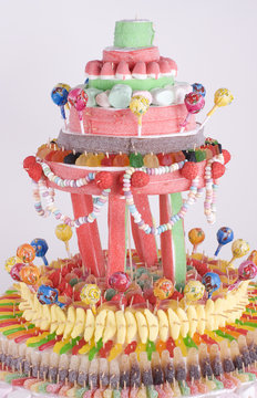 pi&egrave;ce mont&eacute;e de bonbons