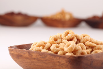 Honey and chocolate cereals