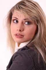 Naklejka premium Blondes model