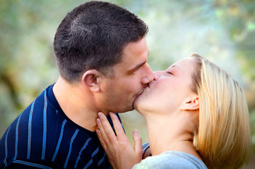 Fototapeta premium Love kissing couple