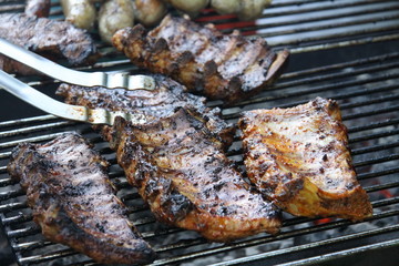 Grillzange Steak