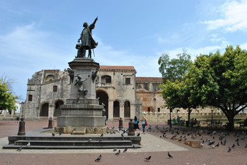 Columbus statue and cathedral, santo domingo, dominican republic