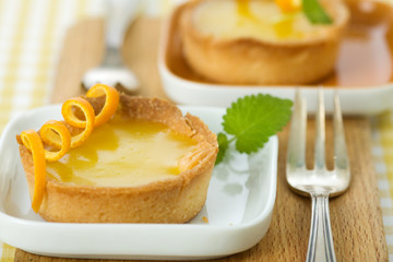 Tart mit Ringelschale