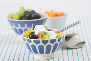 Fruchtsalat mit Joghurt