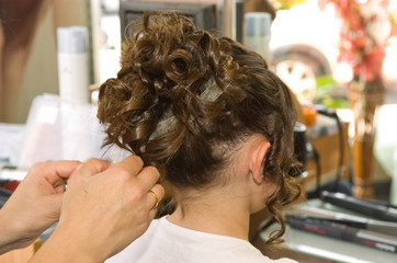 au salon de coiffure © PL.TH