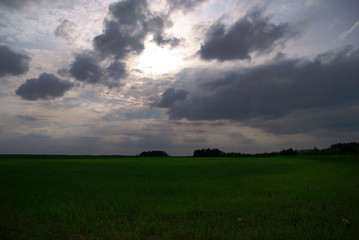 Obraz premium chmury wieczorem