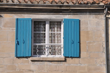 Obraz na płótnie Canvas Fensterladen in blau