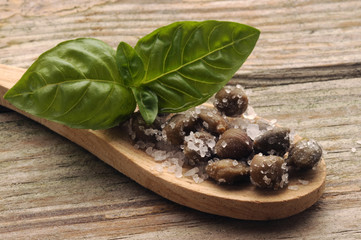 Capers in salt