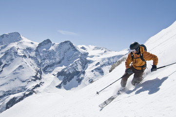 Naklejka na ściany i meble Dzień marzenie narciarzy na Kitzsteinhorn