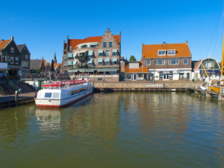 Fototapeta na wymiar Volendam Pier