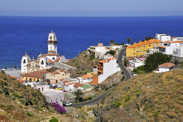 Vue aérienne de la ville de Candelaria à Ténérife aux Canaries